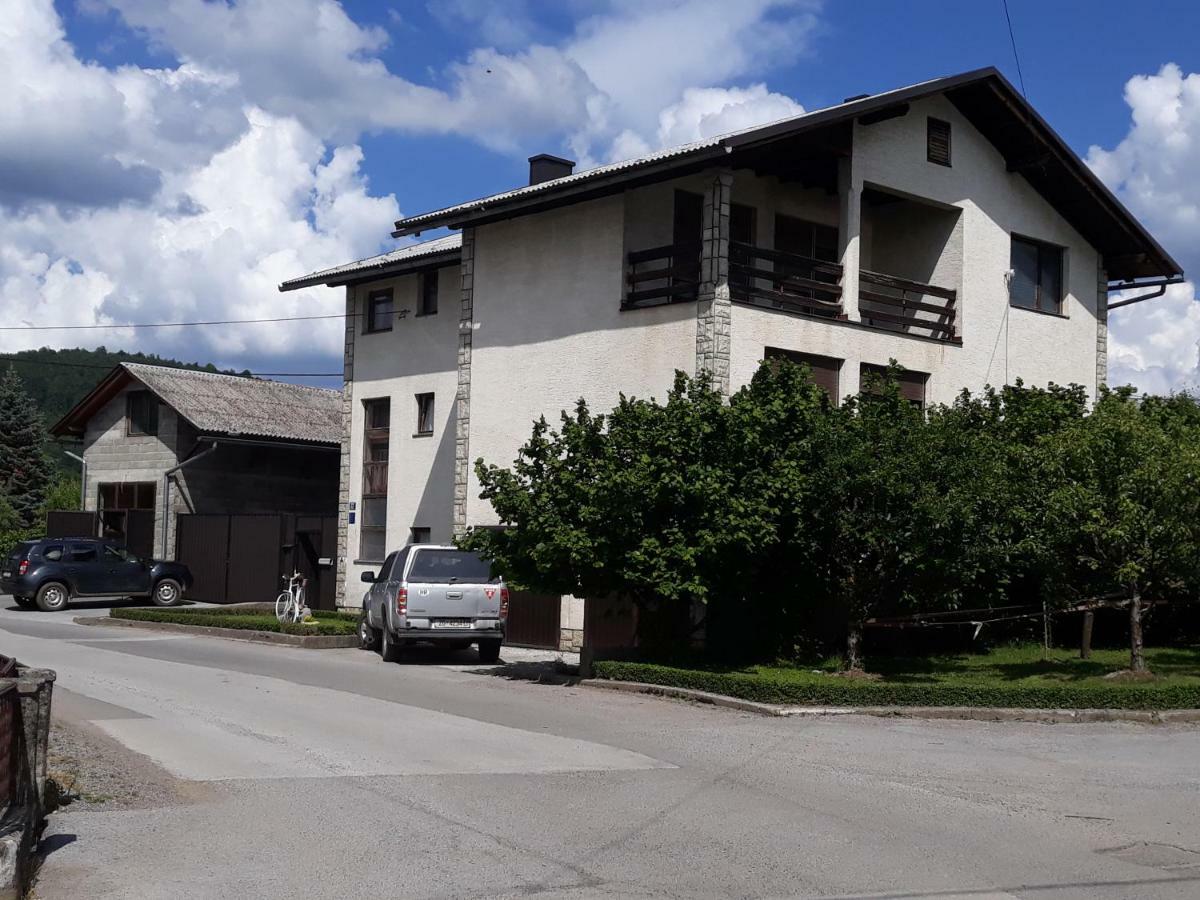 Apartman Luka Ogulin Ngoại thất bức ảnh